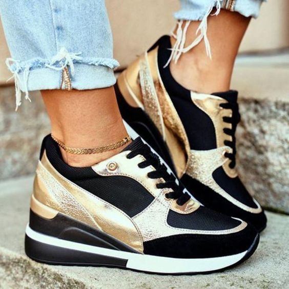Grijze Hoymans dames Air sneakers, ondersteunend en trendy. Perfecte casual schoenen of wandelschoenen.