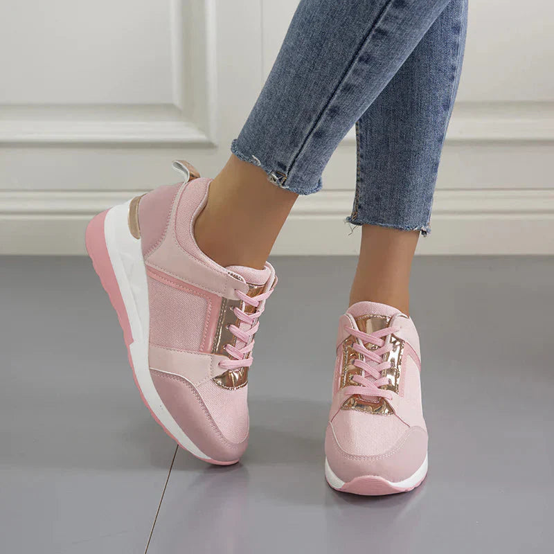 Hoymans Air sneakers: lichte en ademende dames schoenen. Comfortabel en trendy voor sportief of casual gebruik.