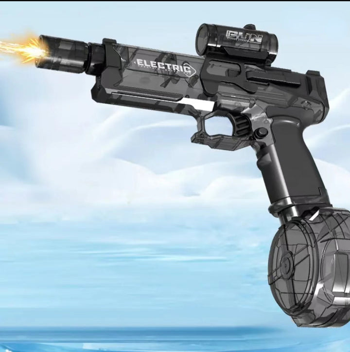 Kinderen genieten van zomerse watergevechten met het krachtige HydroStrike elektrische waterpistool; plezier en precisie gegarandeerd.