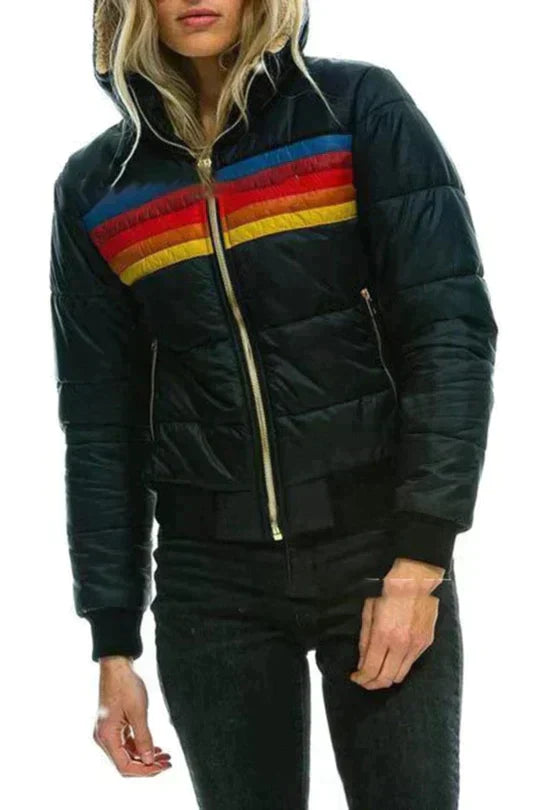 Comfortabele dames winterjas met capuchon, warme bovenkleding voor een stijlvolle winterlook.