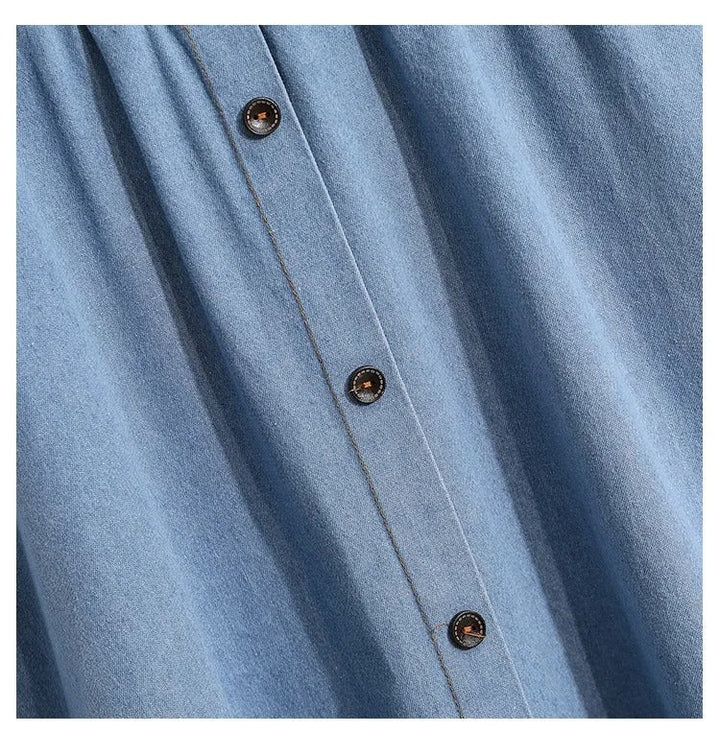 Comfortabele casual damesrok in het blauw met sierlijke knoopjes en midilengte