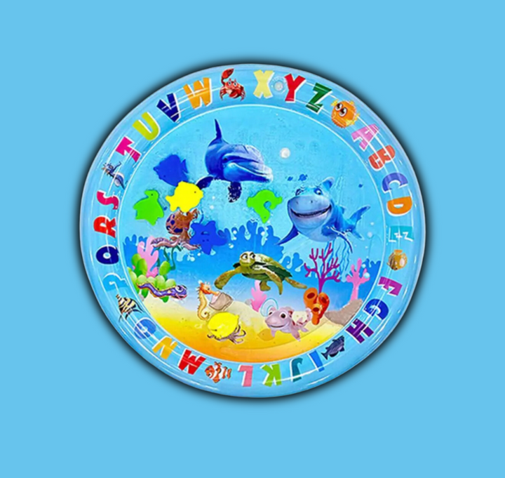 Kat geniet van SplashTail waterspeelmat. Dit interactieve speelgoed vermindert stress en stimuleert binnenshuis plezier.