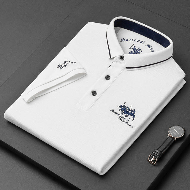 Stijlvolle combinatie van de James heren polo met een horloge