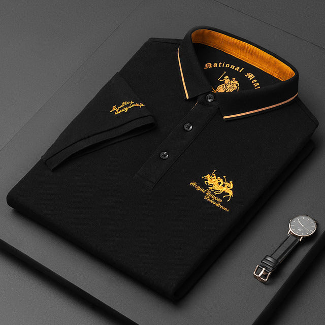 Elegante zwarte James heren polo met knoopkraag en gouden accenten