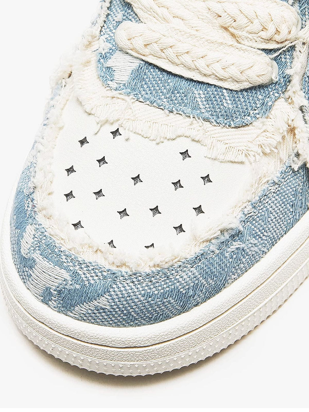 Robuuste heren sneakers met comfortabele pasvorm. Veterschoenen met sterrendetails, perfect voor casual herenmode.