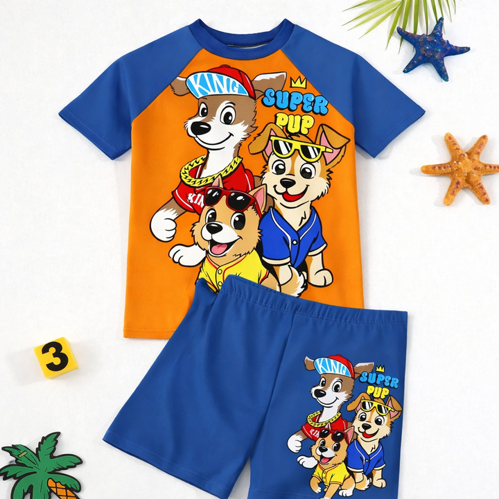 Leuke jonge jongens zwemset met T-shirt en shorts, perfect voor actieve kinderen in de zomer.