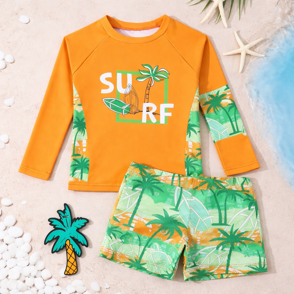Waterplezier verzekerd met deze jongen zwemset: rashguard en zwemshort met UV-filter.