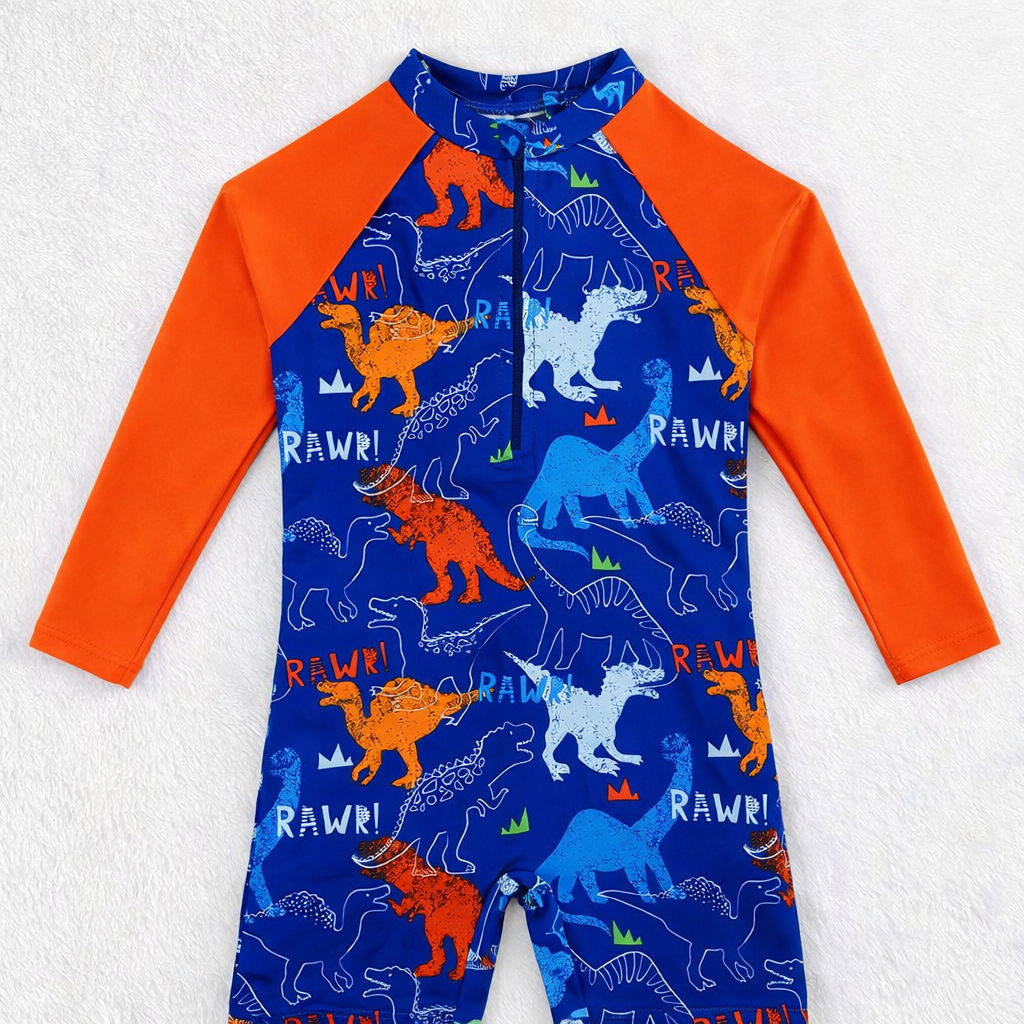 Kindvriendelijk jongens zwempak met vrolijke zeedieren en ritssluiting; comfortabel en kleurrijk.