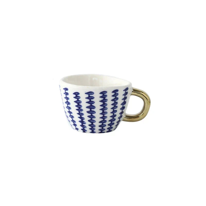 Comfortabel unisex keramisch kopje, ideaal voor espresso, houdt je drank warm en het aroma van je koffie intact.