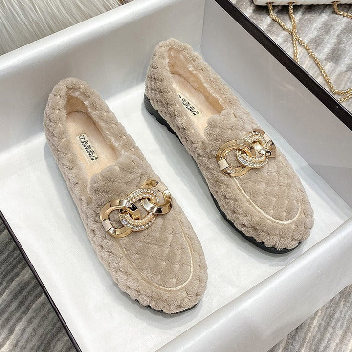 Khaki kleurige dames winter loafers getoond in geschenkdoos