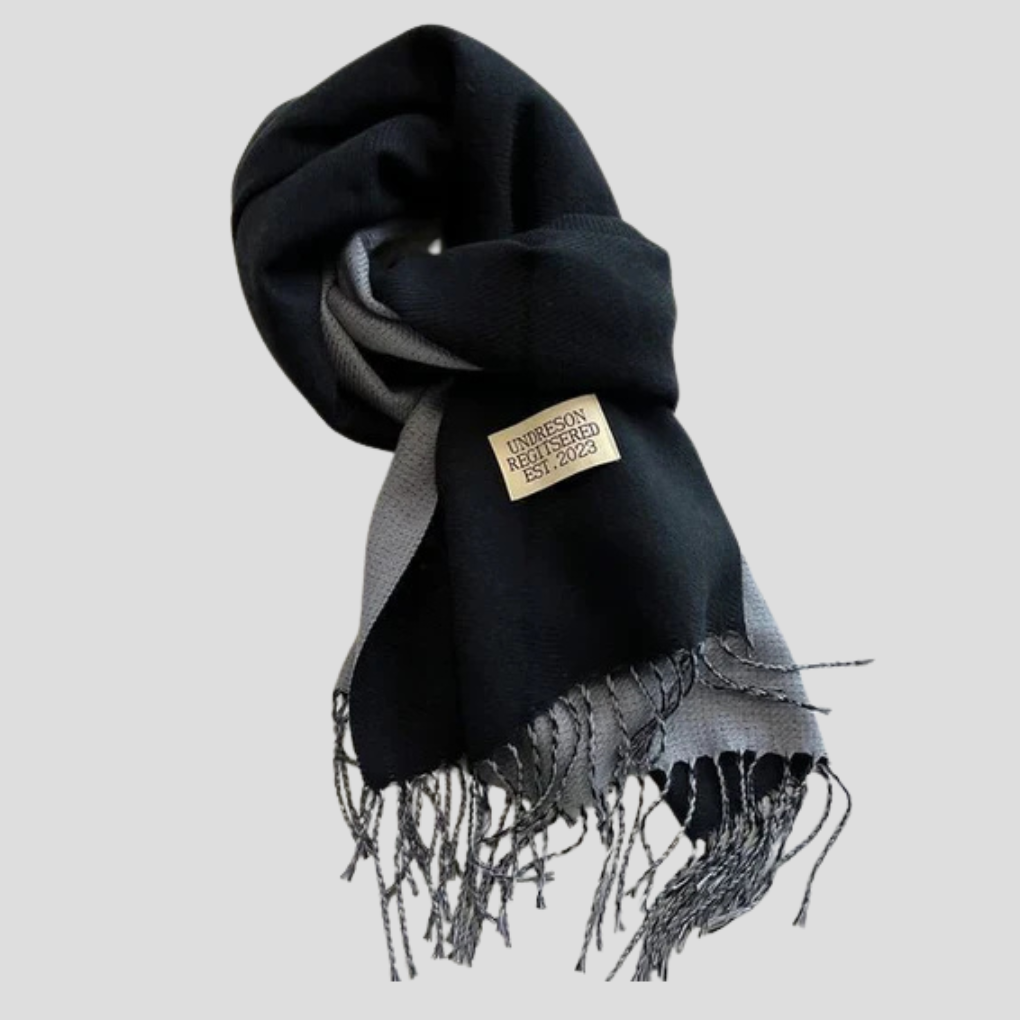 Comfortabele klassieke wollen sjaal, zacht en warm voor dames en heren in de winter. Stijlvol.
