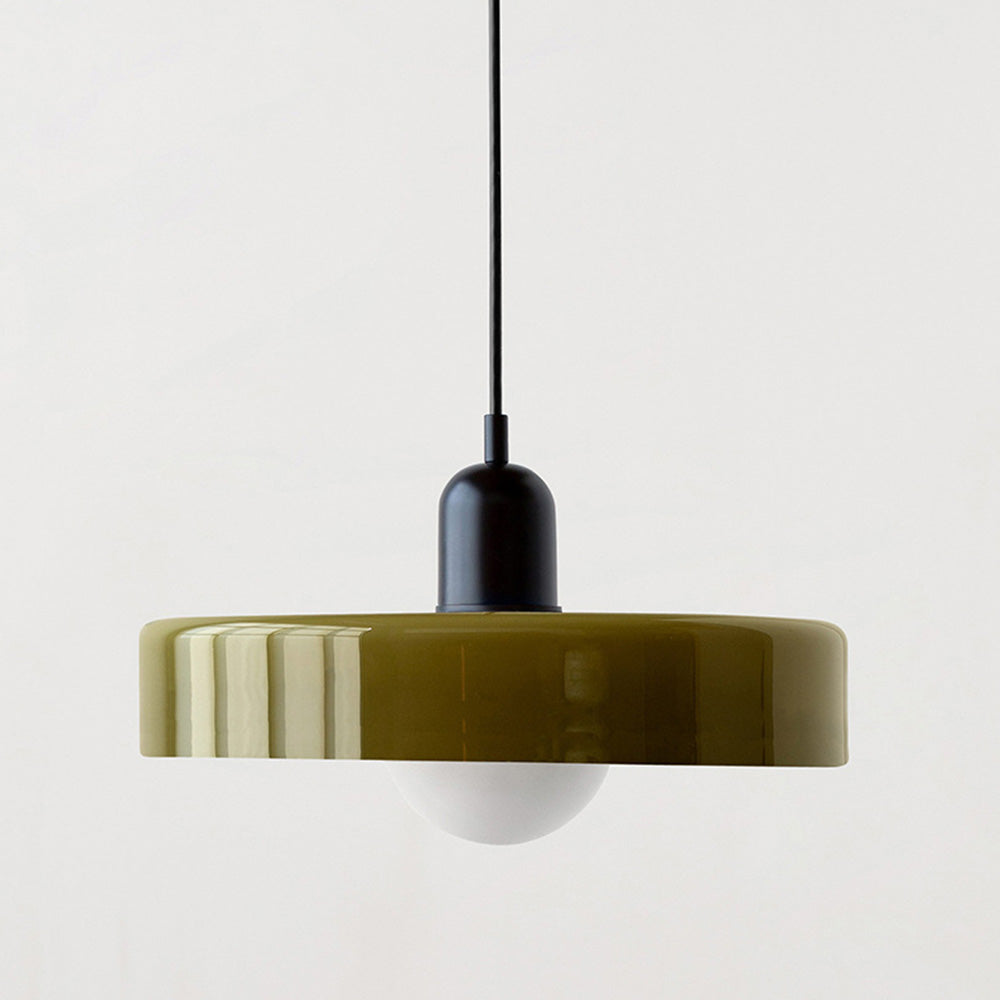 Bauhaus design hanglamp: kleurrijk glas, sfeervolle verlichting, interieur eyecatcher.