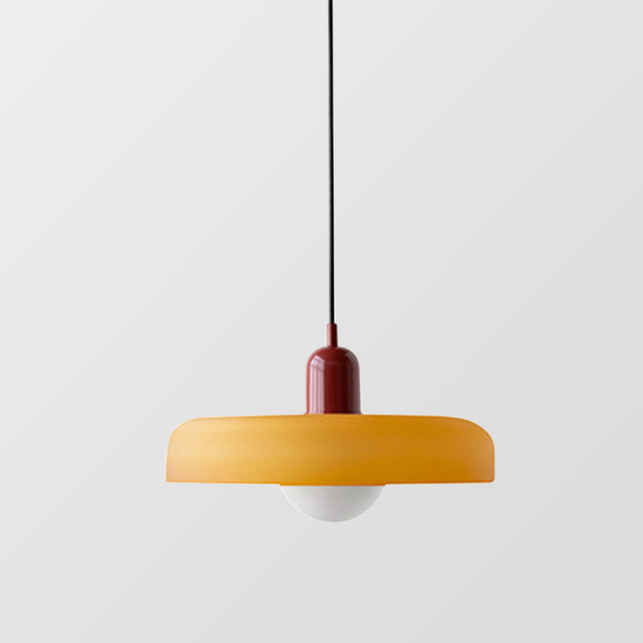 Kleurrijke glazen hanglamp, Bauhaus design, perfecte verlichting voor een eigentijds interieur.