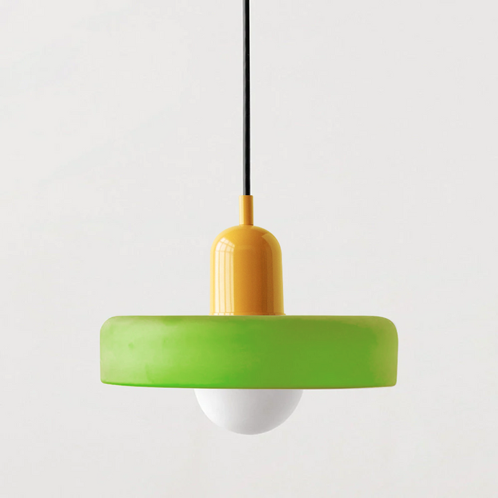 Unieke hanglamp, kleurrijk glas, Bauhaus design, sfeervolle verlichting voor woonkamer.