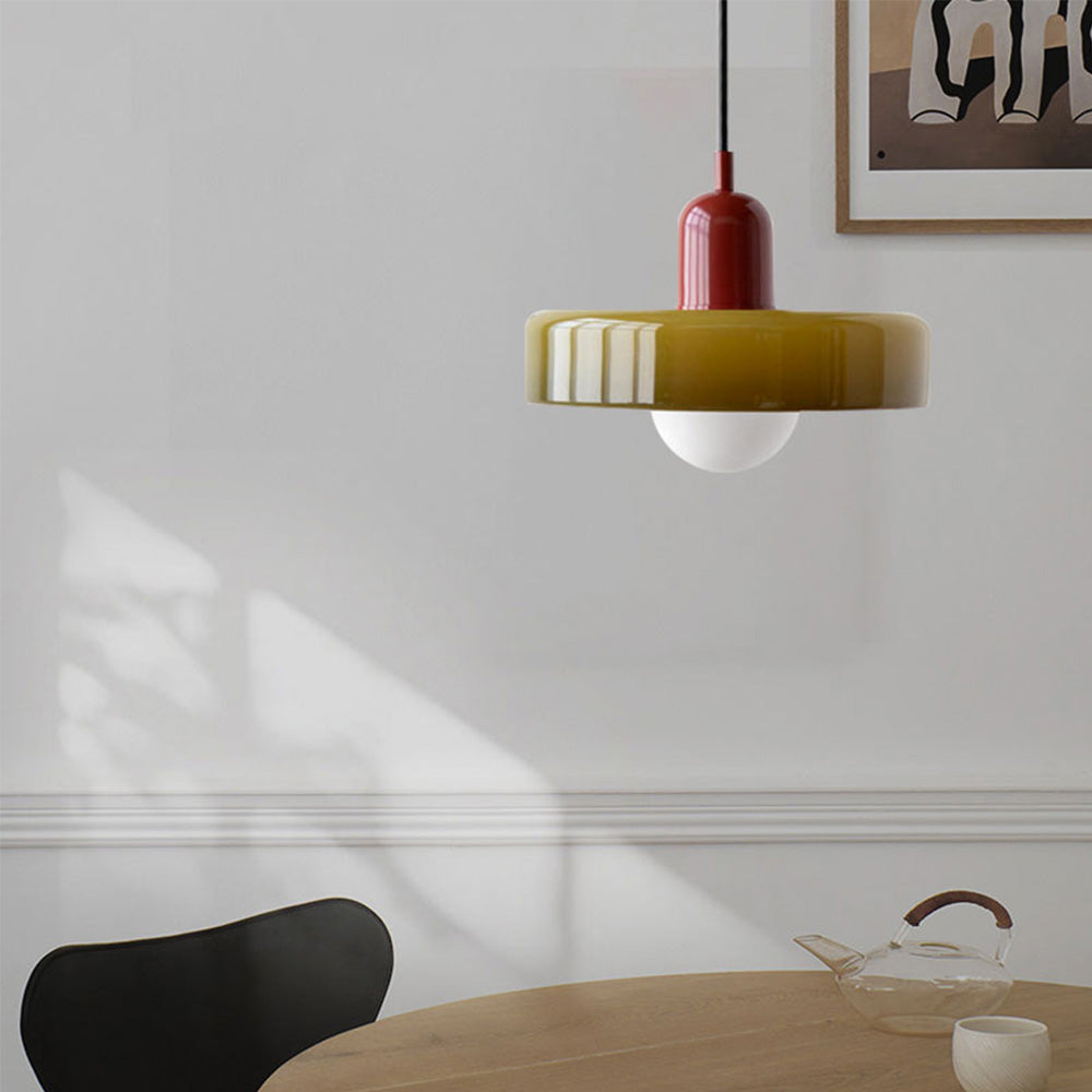 Unieke Bauhaus hanglamp, kleurrijk glas, sfeervolle verlichting voor woonkamer en eetkamer.
