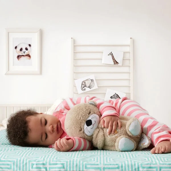 De TranquilOtter: een perfect cadeau voor baby's, zacht speelgoed met kalmerende melodieën en ademhaling voor rust.