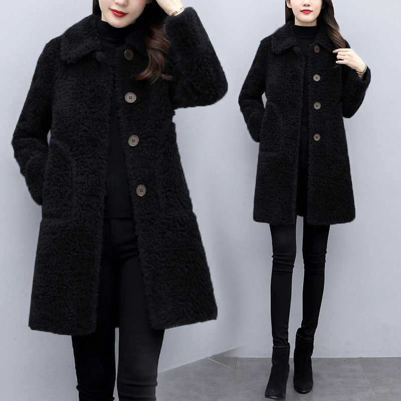 Zwarte AlisonsJacket, lange dames winterjas. Elegante en warme bovenkleding voor de modebewuste vrouw.