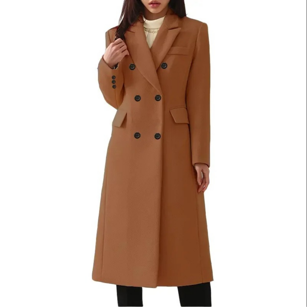 Warme lange wollen dames winterjas met chique dubbele kraag. Essentiële bovenkleding voor koude winterdagen.