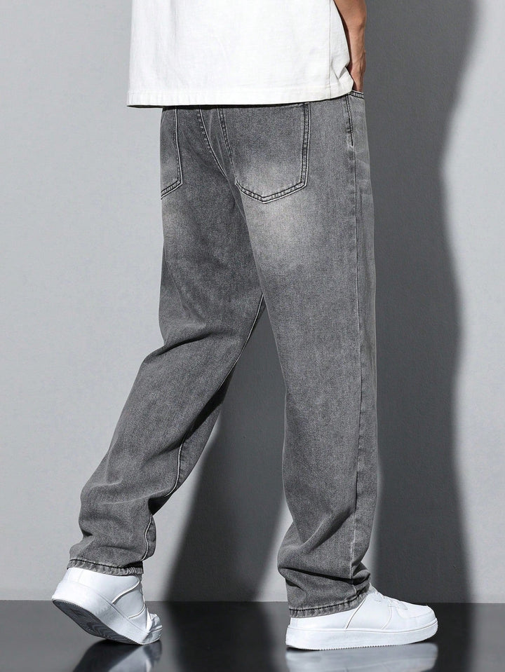 Trendy herenjeans met rechte pijpen, casual look, essentieel voor heren garderobe.