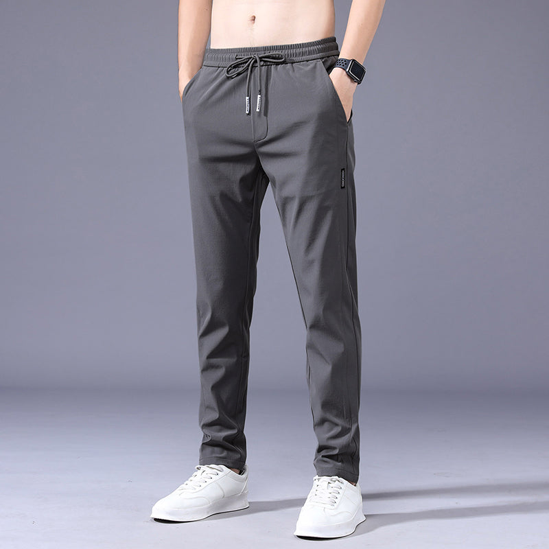 Comfortabele heren sportbroek in tapered fit met elastische tailleband