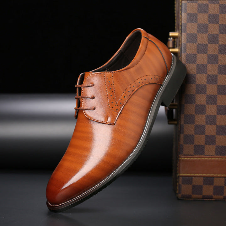De Lennard heren brogue veterschoenen, perfect voor een formele outfit met optimale elegantie.