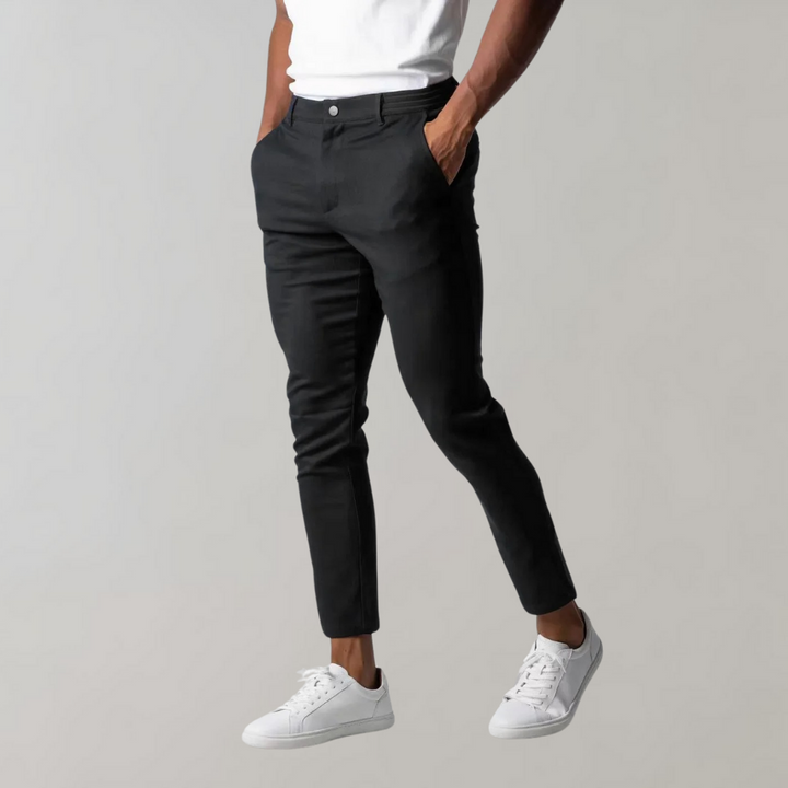 Levi casual chinobroek voor heren in tijdloos design, perfect voor dagelijks comfort en stijl.