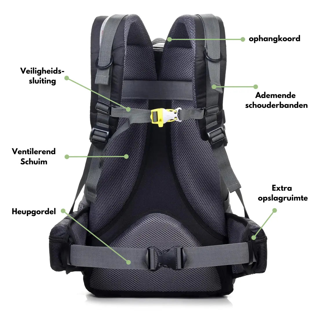 Zwarte unisex ExplorerMax 40L rugzak voor outdoor, wandelen en trekking, comfortabel en duurzaam.