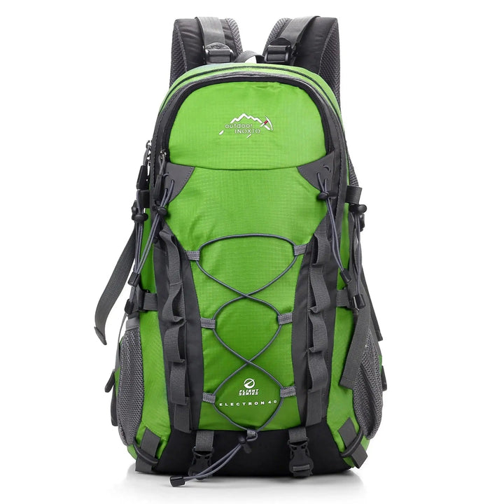 Ergonomische ExplorerMax outdoor rugzak 40L (zwart), lichtgewicht en comfortabel voor alle avonturen.