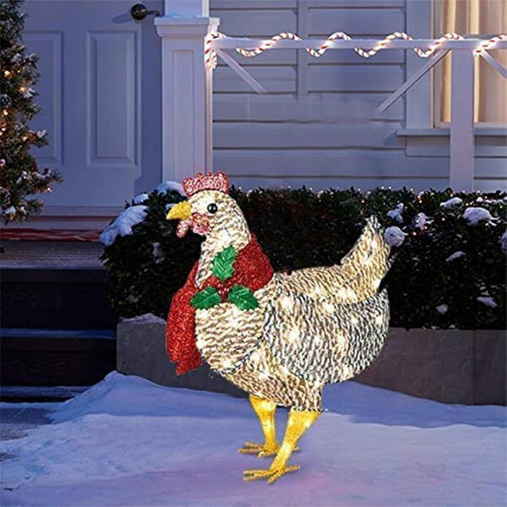 Charmante kerstkip met sjaal en ingebouwde LED verlichting, ideaal als feestdecoratie voor binnen en buiten.