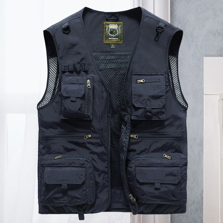 Comfortabel en functioneel heren outdoorvest voor camping, vissen en avontuurlijke reizen.