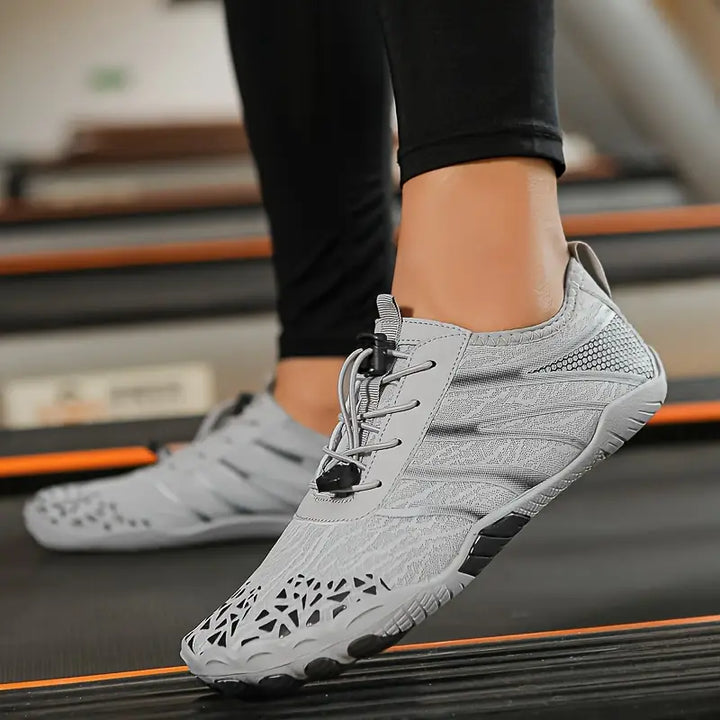 Antislip waterschoenen voor heren, perfect voor zwemmen, strand en watersportactiviteiten.