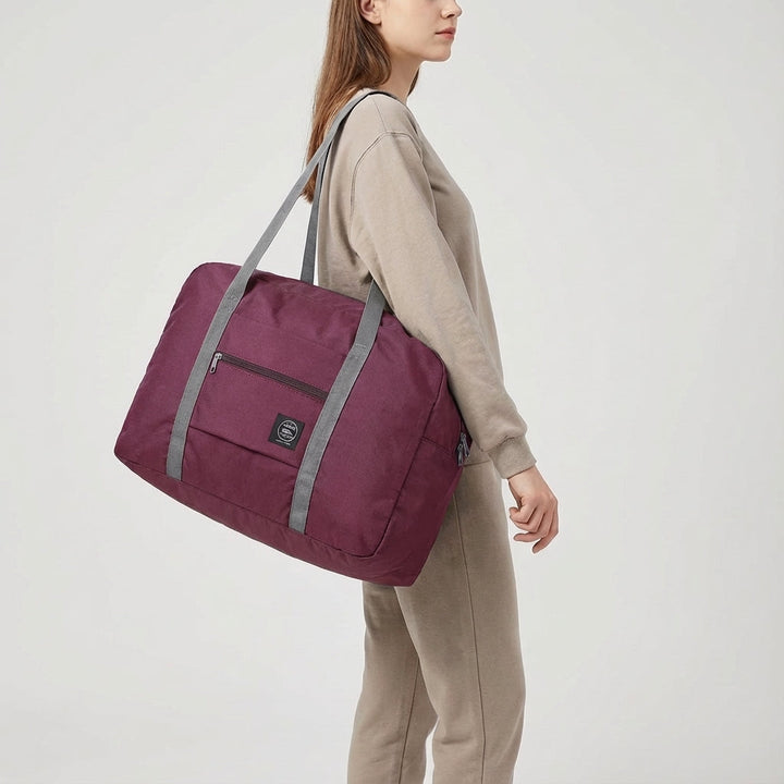 Veelzijdige FoldLite opvouwbare reistas, perfect voor sport, weekendjes weg of als compacte extra duffelbag.