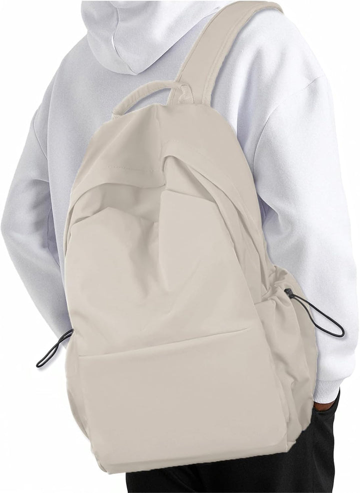 Lichtgewicht unisex laptoprugzak, waterbestendig en georganiseerd voor dagelijks pendelen.