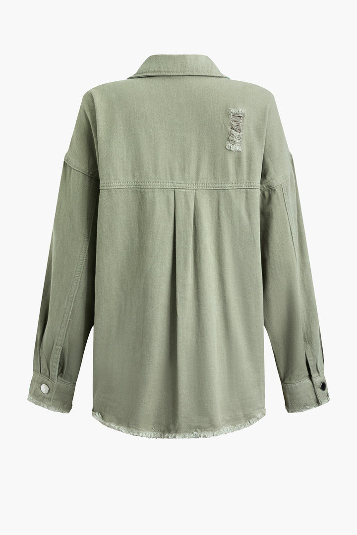 Zomers lichtgroen denim dames jack, oversized en gescheurd. Ideaal voor casual mode met karakter.