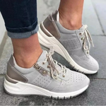 Grijs