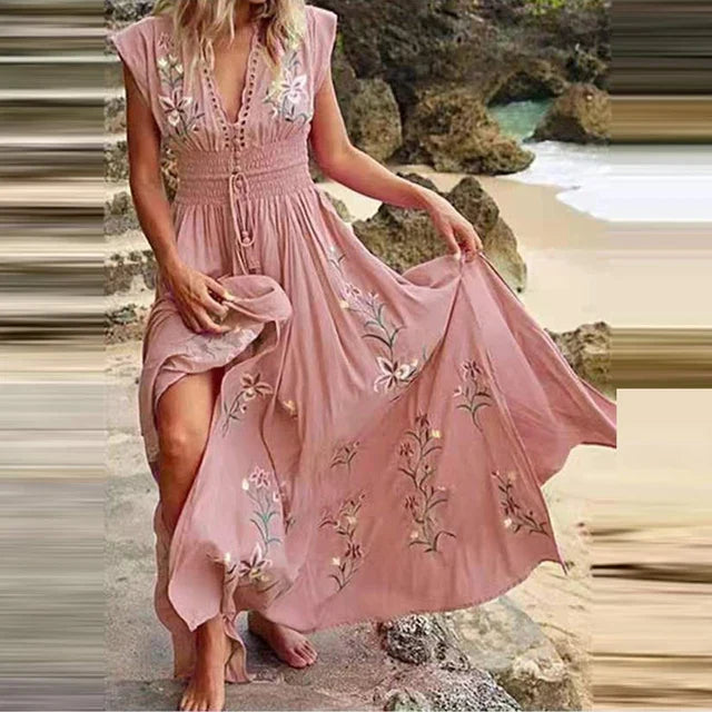 Elegante dames boho zomerjurk Talia met V-hals voor een luchtige, trendy en comfortabele zomerstijl.