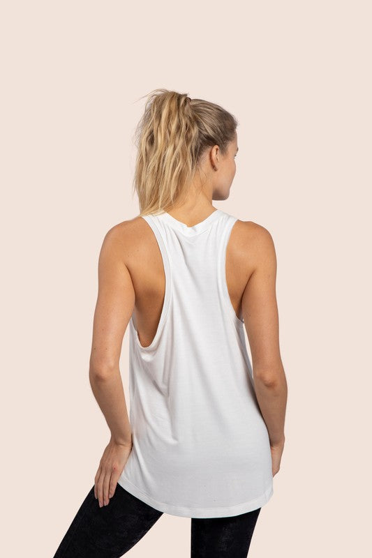Comfortabele mouwloze Liora tanktop met losse pasvorm, ideaal voor vrijetijdskleding.