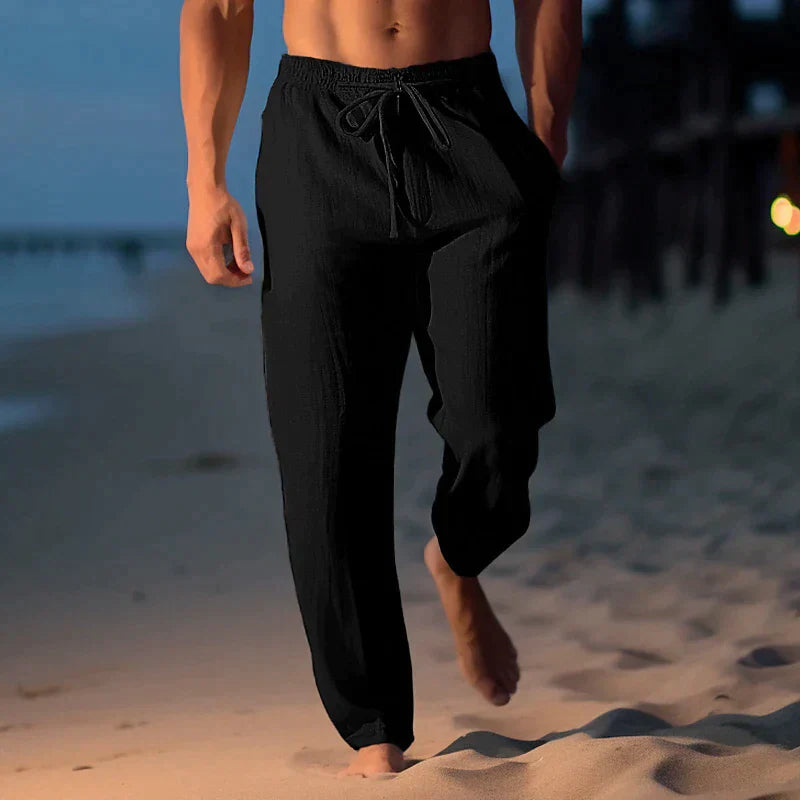 Luchtige heren linnen broek voor de zomer. Ademend en comfortabel, perfect voor casual of strand.