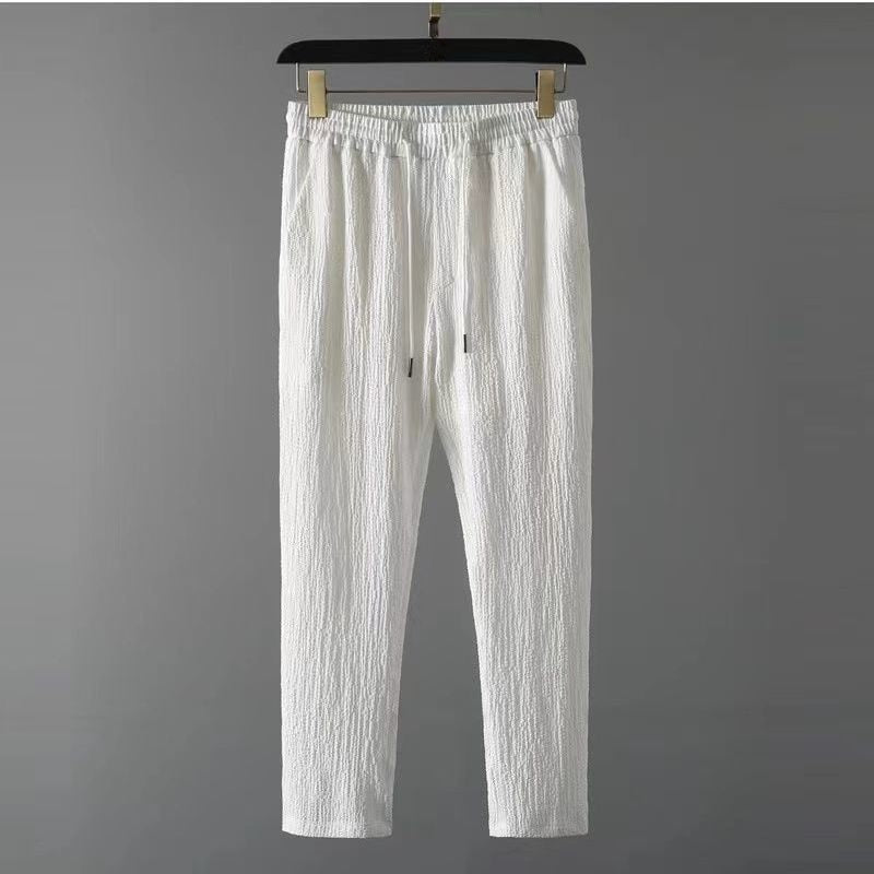 Zwarte Lyno herenset; casual zomerkleding voor mannen, ademende blouse en bijpassende broek.