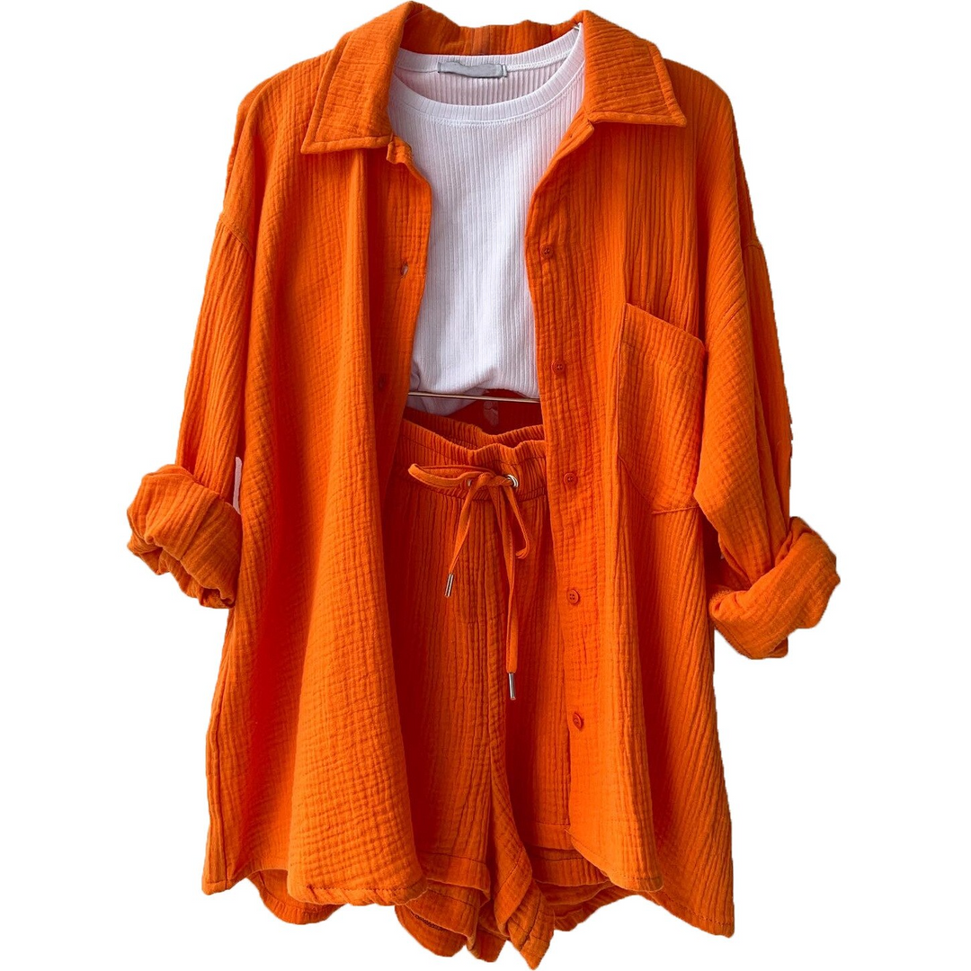 Stijlvolle en comfortabele dames kleding set. Ademend katoen, ideaal voor relaxte dagen of zomerse uitjes.