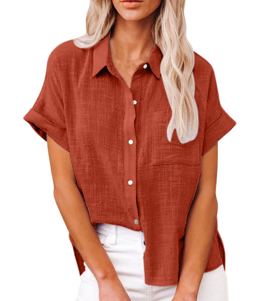 Veelzijdige casual damesblouse met knoopjes, losvallend; ideaal voor elke zomerse outfit.