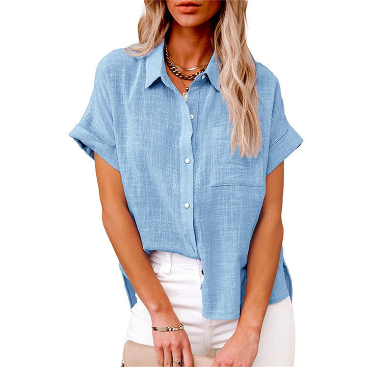 Comfortabele losvallende damesblouse met knoopjes; luchtig design, ideaal voor de zomer.
