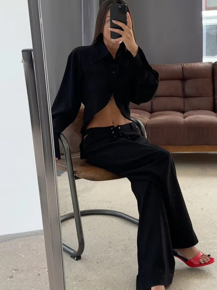 Luchtige Nayela linnen tweedelige damesset met lange mouwen shirt en comfortabele broek, ideaal voor zomer.