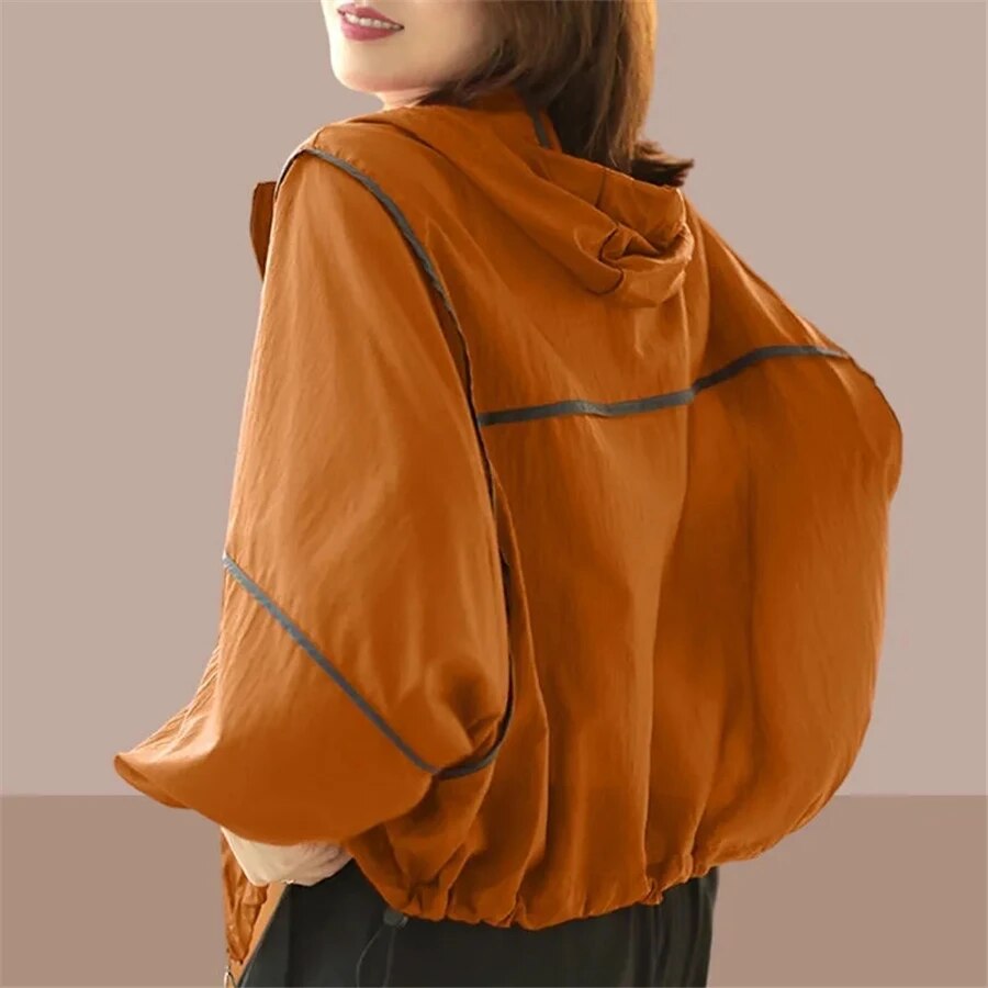 Luchtige oversized zomer hoodie jas Zoë voor dames, comfortabel en stijlvol.