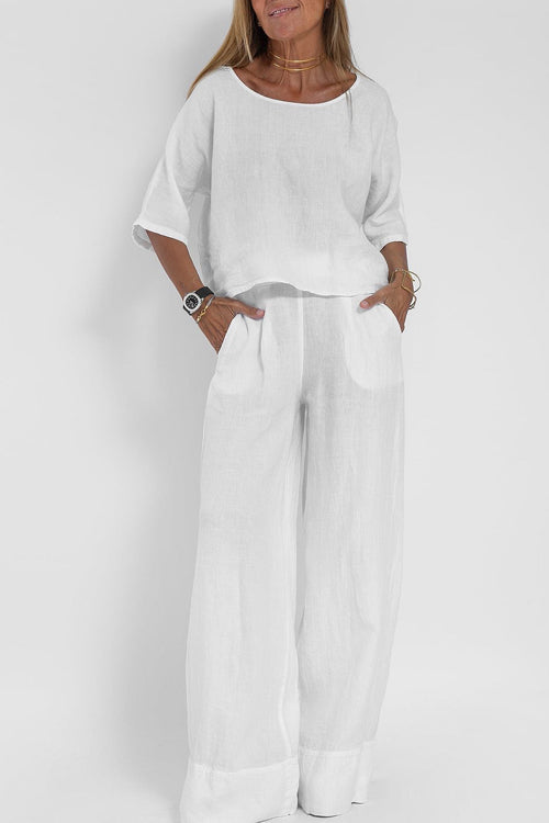 Stijlvolle damesmode: tweedelige set met luchtige wijde broek, geschikt voor vakantie en zomer.
