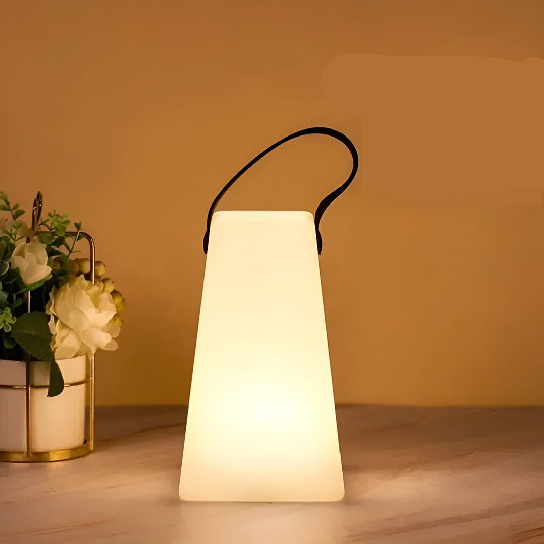 Draadloze LED tafellamp Lumora. Stijlvolle oplaadbare sfeerverlichting voor uw eettafel of nachtkastje.