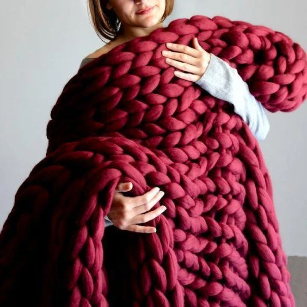 Zacht LuxaWool 1000g chunky garen. Perfect voor knuffeldeken of oversized deken breien. Handwerken.