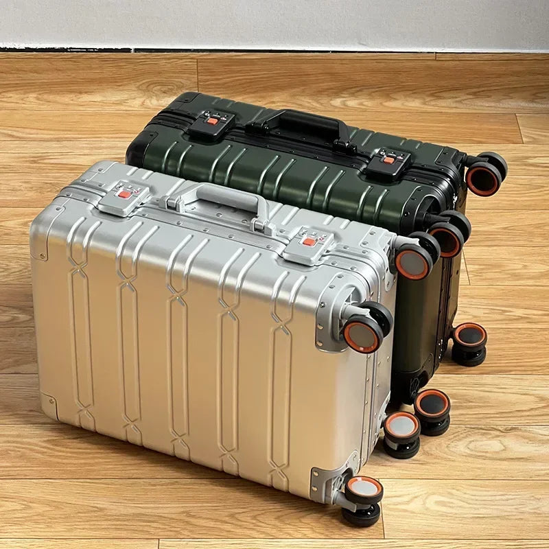 Zilverkleurige aluminium zakenreiskoffer 'Oslo' met soepele 360° spinnerwielen voor moeiteloze bagage en reizen.