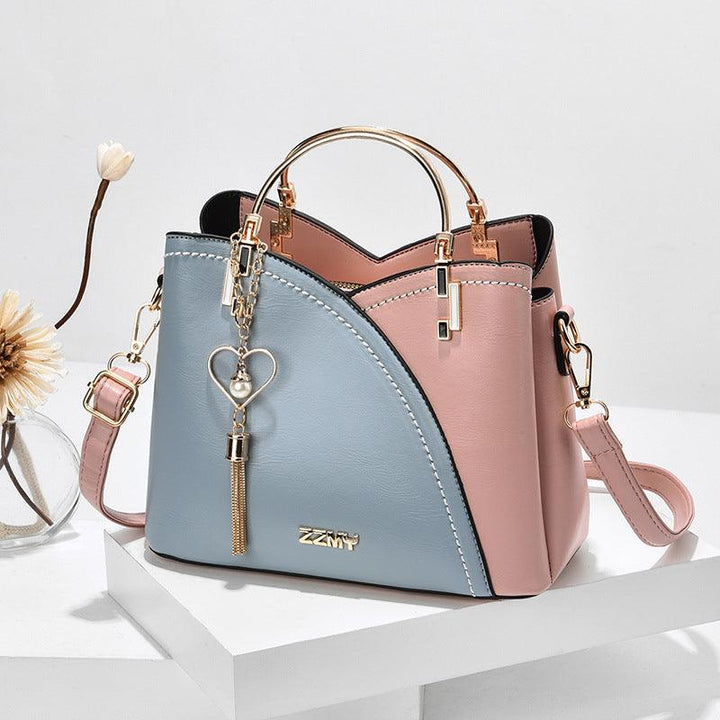 Luxe dames tote tas in leer met elegante lijnen, verkrijgbaar in trendy kleuren, perfect voor stijlvolle en moderne looks.