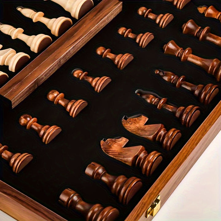Handgemaakte EchelonMaster schaakset, walnoten houten bord en stukken, een klassiek bordspel voor thuis.